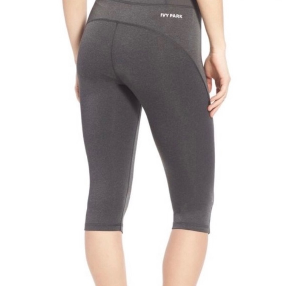 IVY PARK Grey Crops Leggings Cropped - Size M